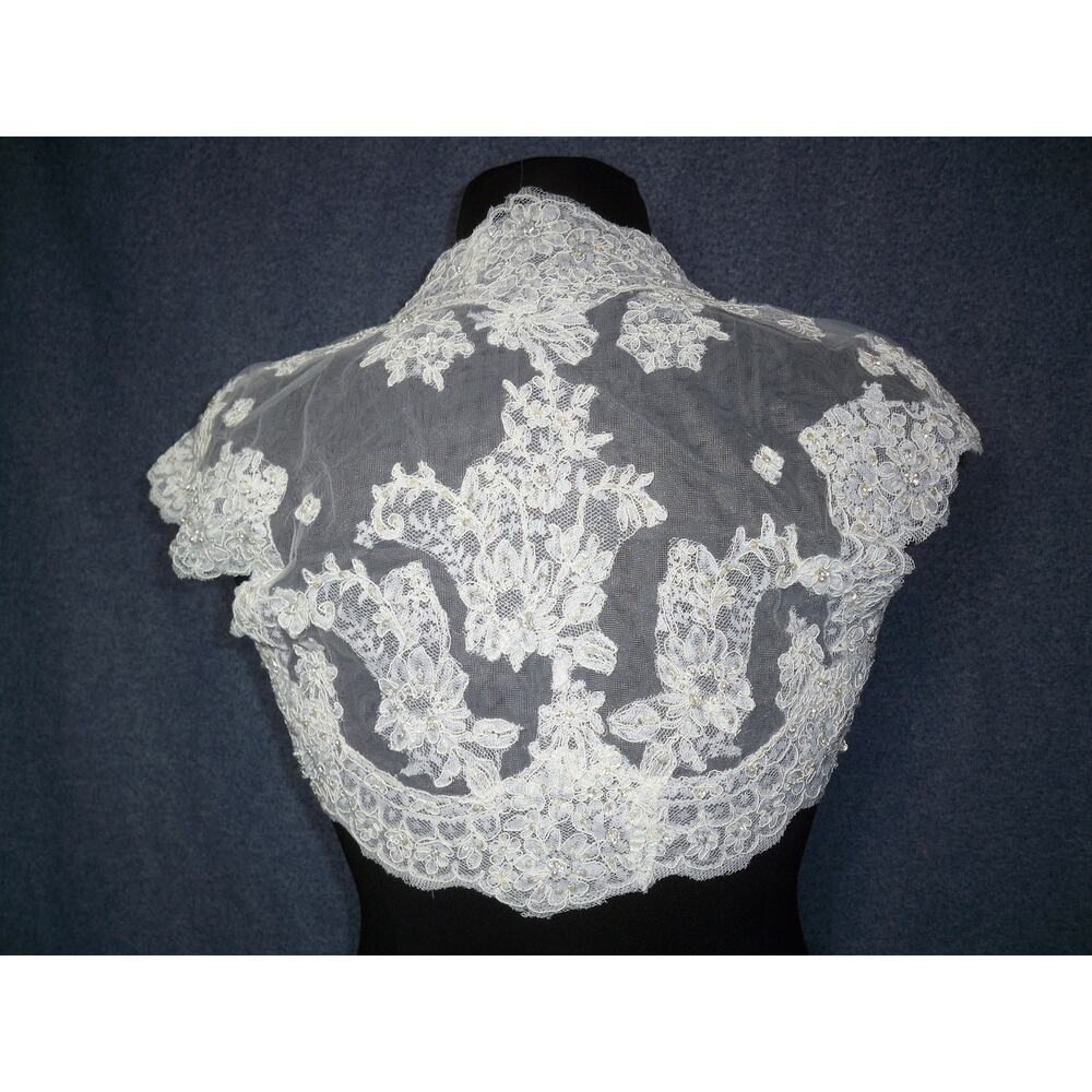 Lace bolero, wedding jacket, bridal bolero, beaded bolero,shrugbridal cover up,